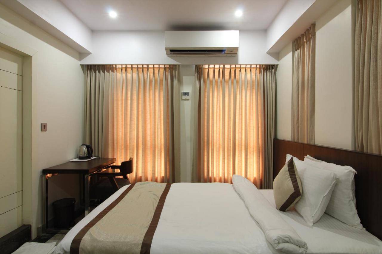Treebo Seaesta Rk Beach Visakhapatnam Exterior foto